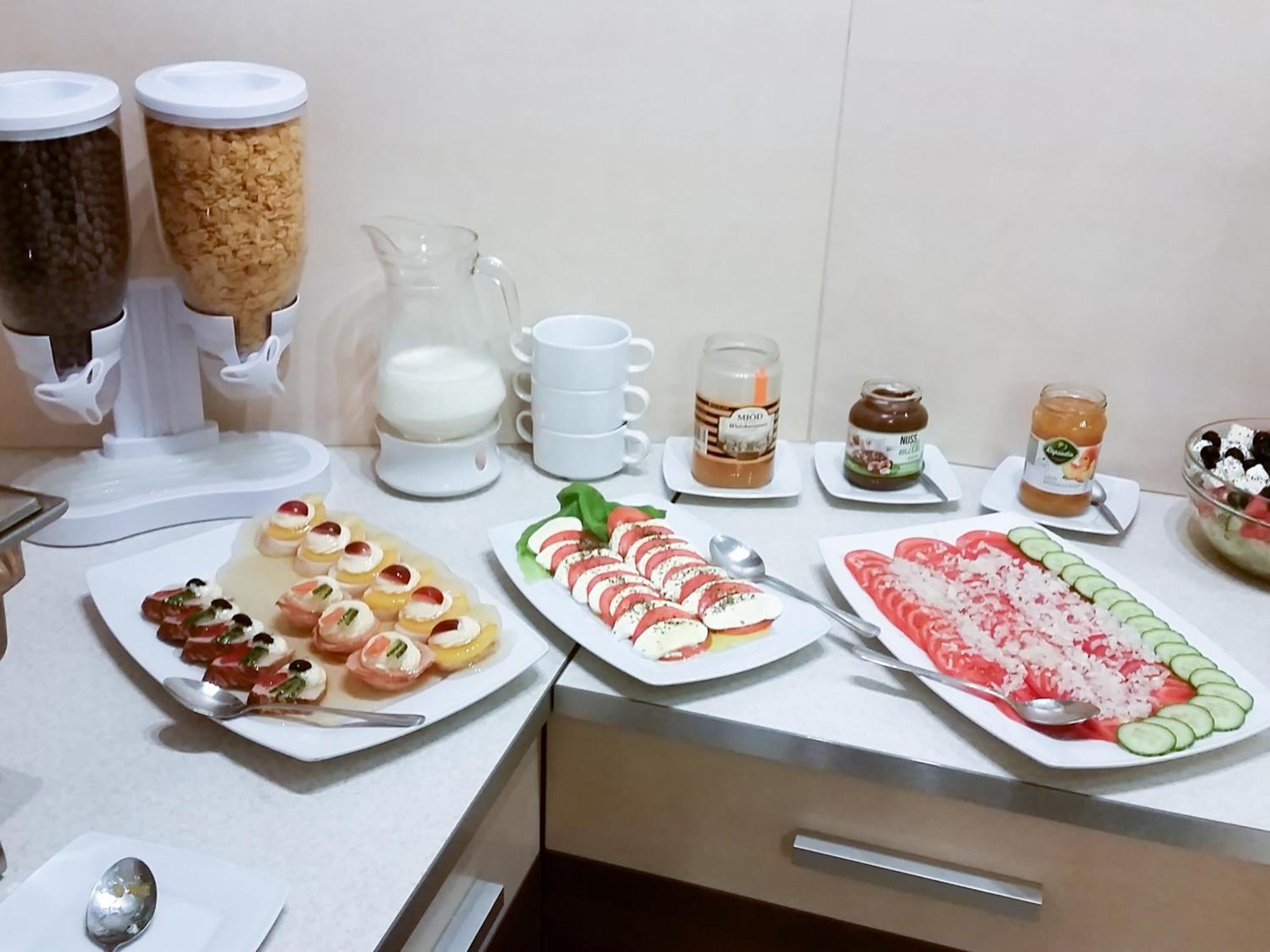 石楠膳宿公寓 波兹南 外观 照片